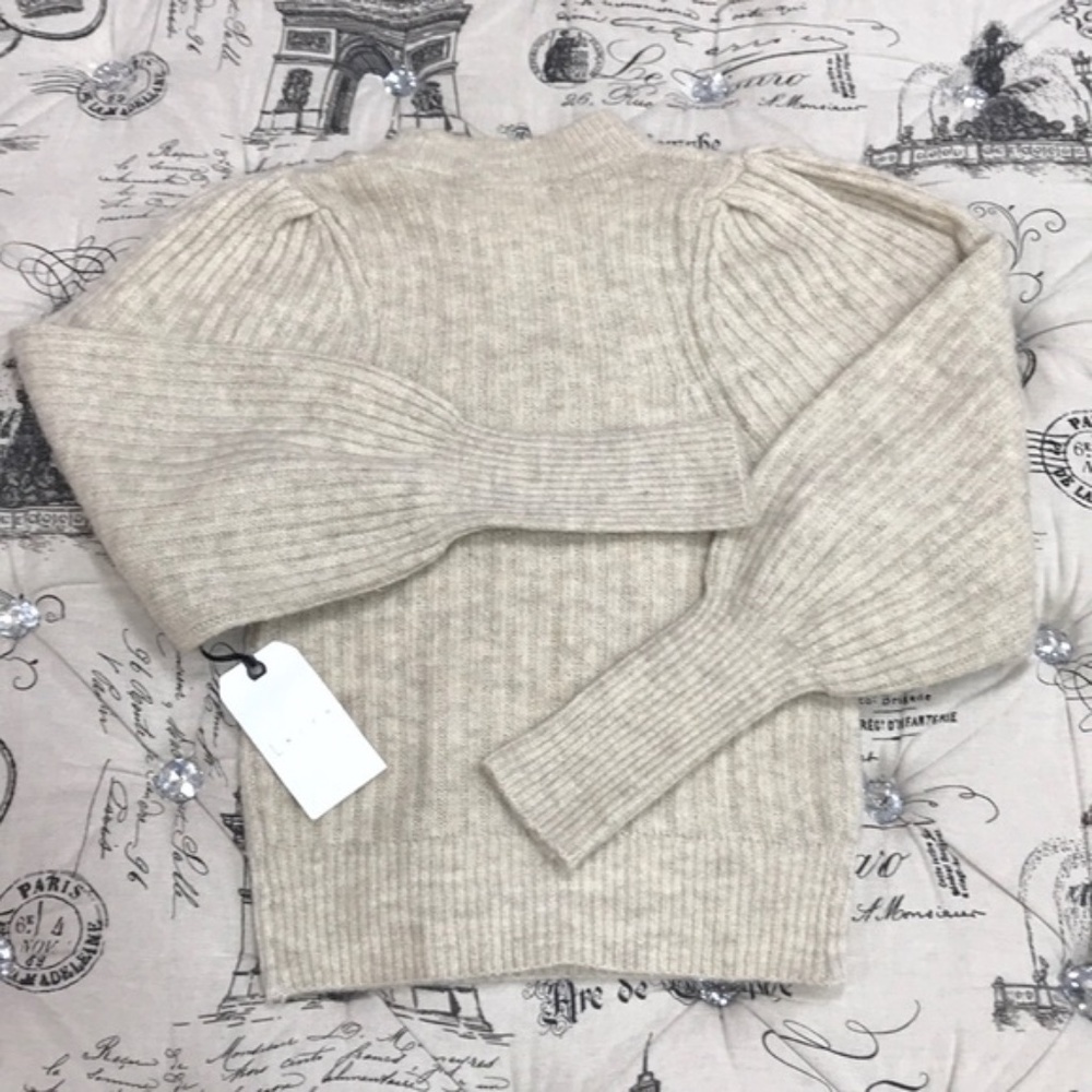 Leith Ribbed Puff Shoulder Sweater - Picture 7 of 8